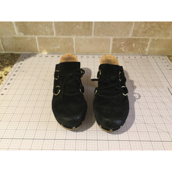 Women's Dansko Clogs Size Unknown Black - Picture 1 of 4